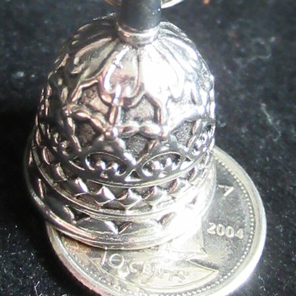 Heart motif Miniature Bell Charm, Vintage, Filagree, Diamond patter. - Picture 5 of 8